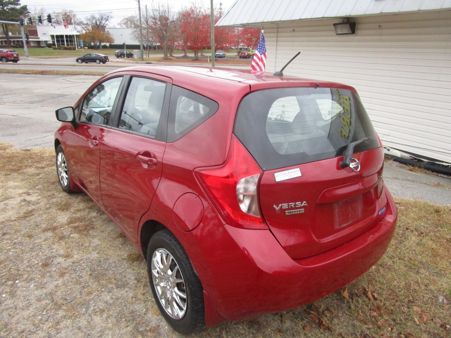 2015 Red Nissan Versa Note S 5MT (3N1CE2CPXFL) with an 1.6L L4 DOHC 16V engine, 5-Speed Automatic transmission, located at 2553 Airline Blvd, Portsmouth, VA, 23701, (757) 488-8331, 36.813889, -76.357597 - ***VEHICLE TERMS*** Down Payment: $799 Weekly Payment: $65 APR: 23.9% Repayment Terms: 42 Months ***CALL ELIZABETH SMITH - DIRECTOR OF MARKETING @ 757-488-8331 TO SCHEDULE YOUR APPOINTMENT TODAY AND GET PRE-APPROVED RIGHT OVER THE PHONE*** - Photo#4